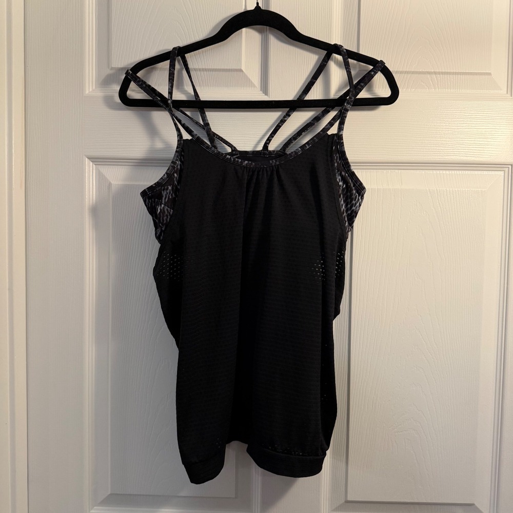Athleta Tank Top Black‎ Medium Strappy Leopard 2-in-1 Built-in Bra Yoga Gym
